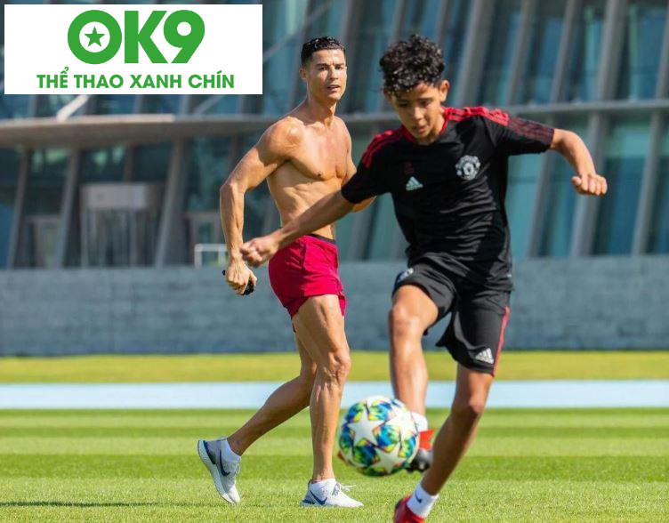 Con trai Ronaldo được kỳ vọng sẽ tiếp nối sự nghiệp của bố