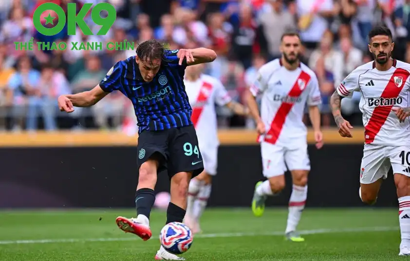 Francesco Esposito mở tỷ số cho Inter