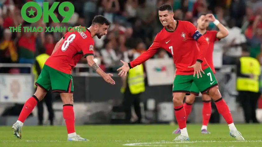Bruno Fernandes và Cristiano Ronaldo sẽ giúp Bồ Đào Nha chơi ngang ngửa với Tây Ban Nha ở trận chung kết. (Ảnh: Internet)