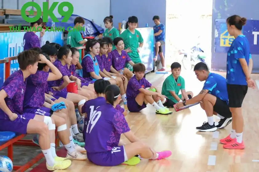 Tuyển futsal nữ Việt Nam quyết tâm cao độ trước thềm SEA Games 33 Tuyển futsal nữ Việt Nam quyết tâm cao độ trước thềm SEA Games 33